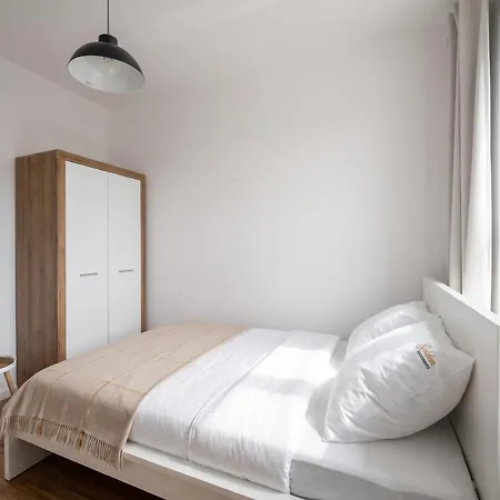 Urban - Luxury - 2 Bedrooms - Pereca Street Апартаменти Варшава