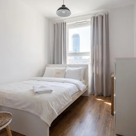 Апартаменти Urban - Luxury - 2 Bedrooms - Pereca Street Варшава